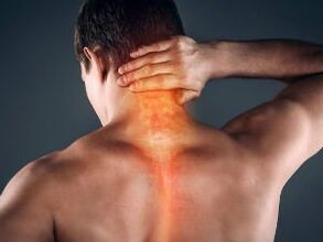Prvi znakovi i simptomi cervikalne osteohondroze